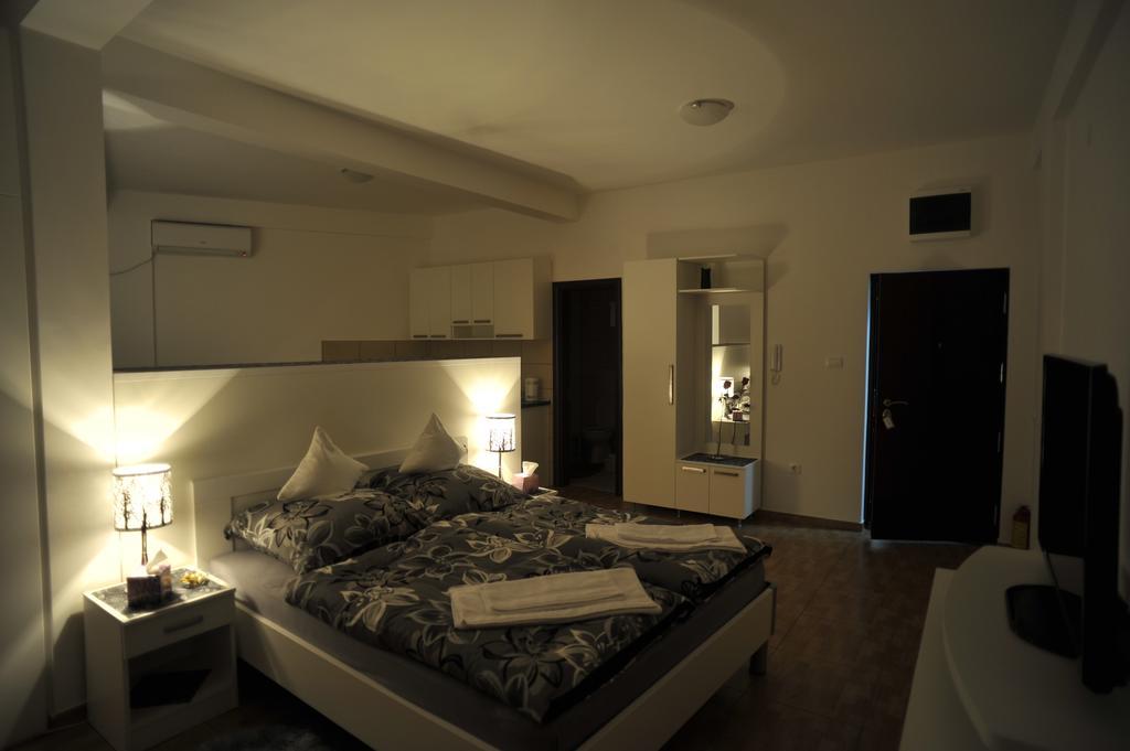 Apartment Jovana Nikšić Rom bilde