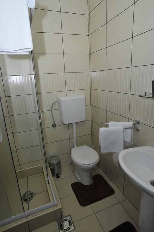 Apartment Jovana Nikšić Rom bilde