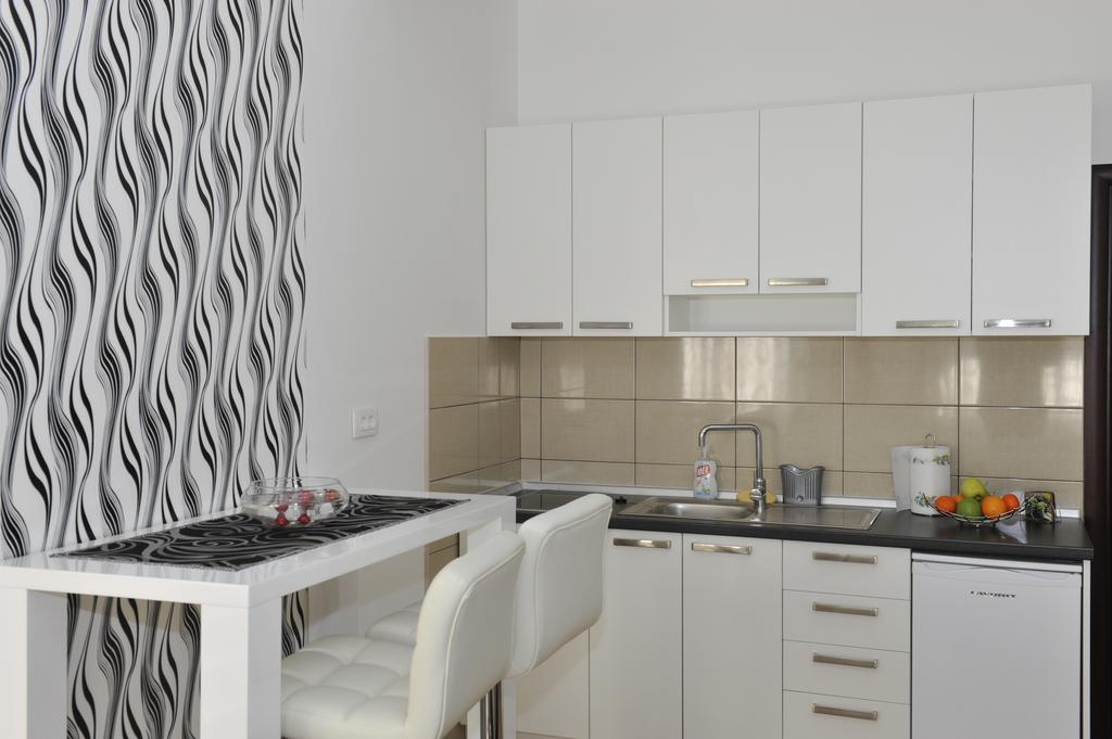 Apartment Jovana Nikšić Rom bilde